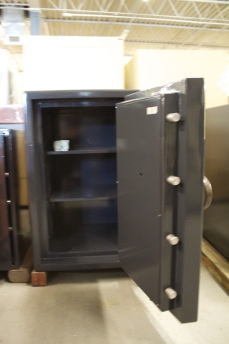 Used SLS Challenger 3520 TRTL15X6 High Security Safe